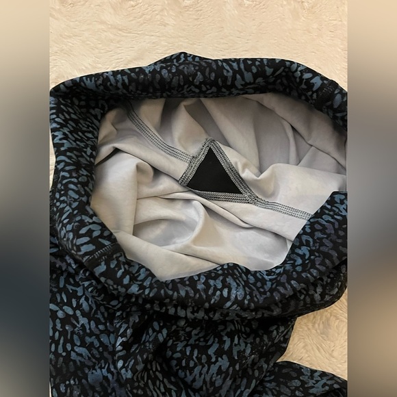 LULULEMON Wunder Under Crop (Hi-Rise) Size 8 - Picture 6 of 6